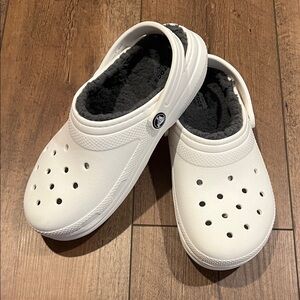 CROCS Kids’ Classic Lined Clog, J5